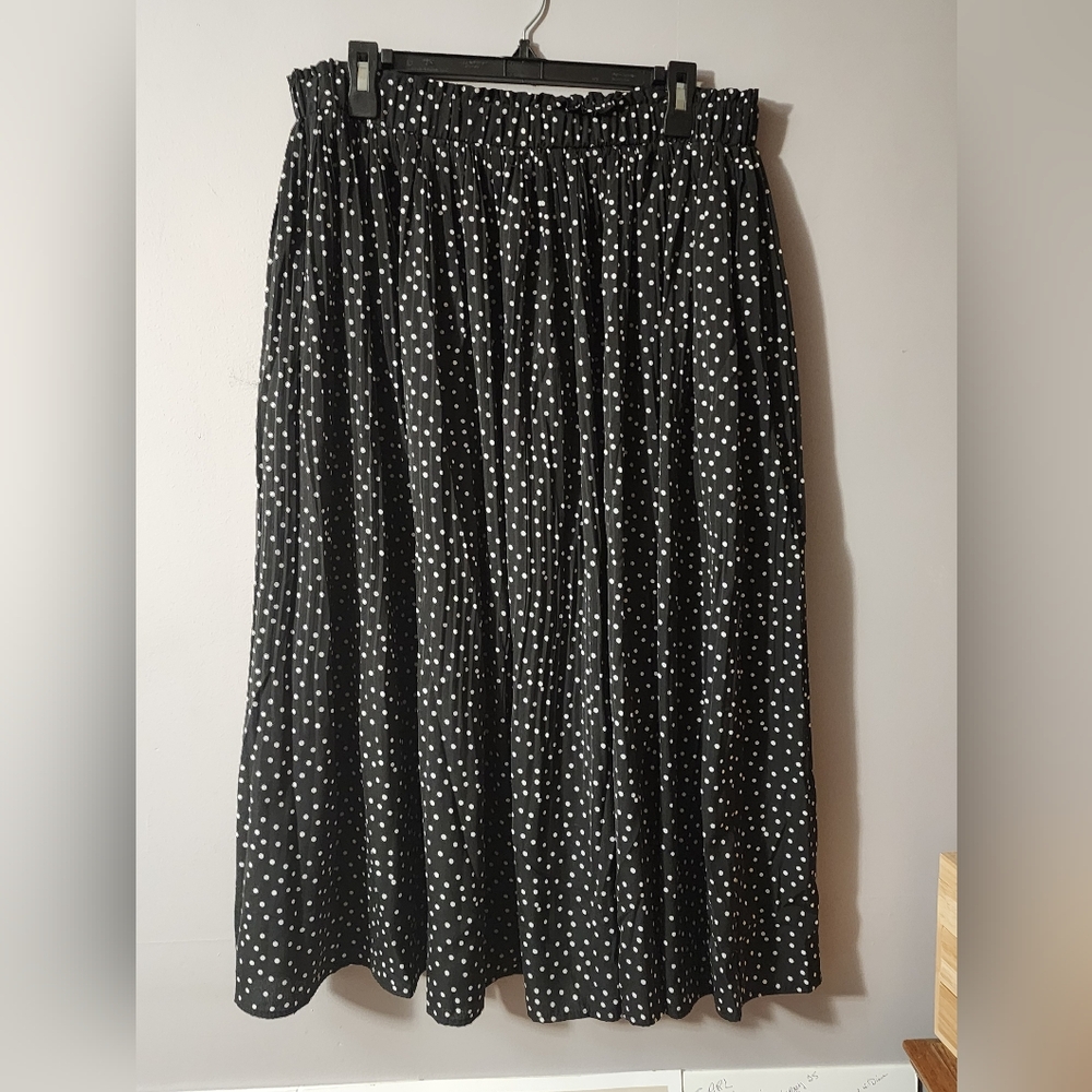 Zeagoo Black and White Polka Dot Maxi Skirt